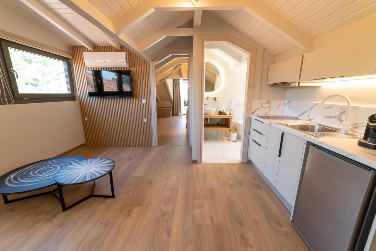 Anesis Deluxe Apartments Párga Kültér fotó